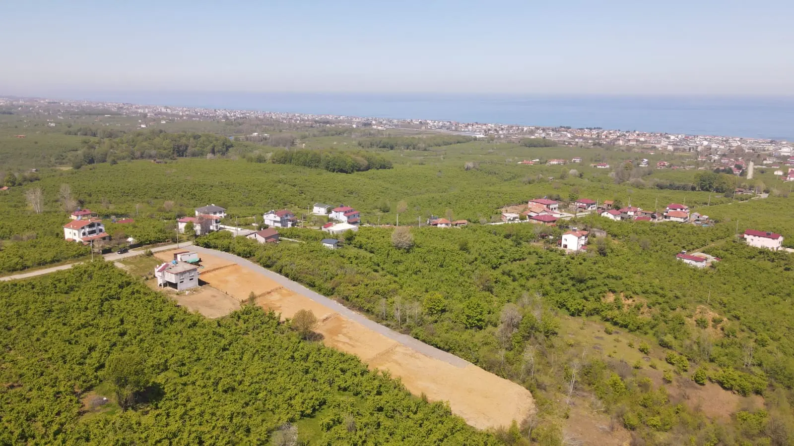 Kocaali Kadıköy'de Panoramik Deniz Manzaralı Yatırımlık İmarlı Arsa