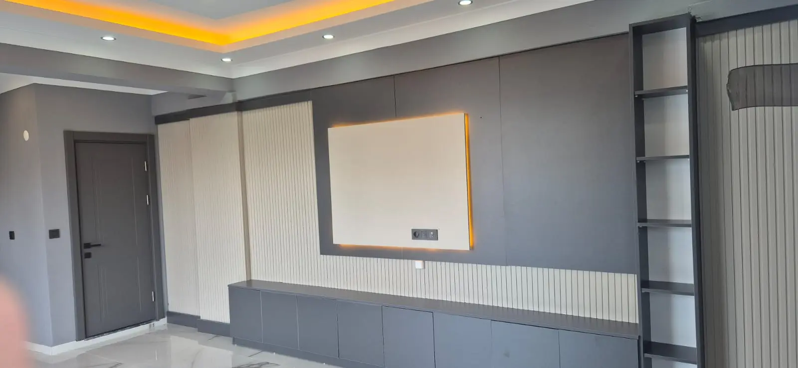 Denize 100m Mesafede, 4+1 Lüks Villa – Ana Yola Cephe